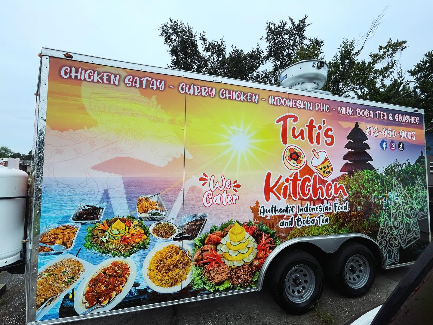 Tuti's Kitchen Indonesian food truck